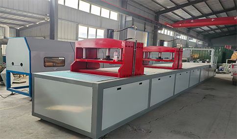 拉擠設(shè)備中導(dǎo)氈器問題的解決方案研究